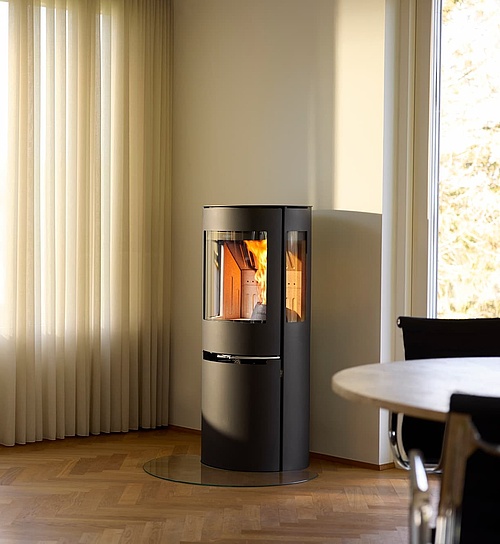 Wechseln Sie zwischen Brennholz und Pellets 